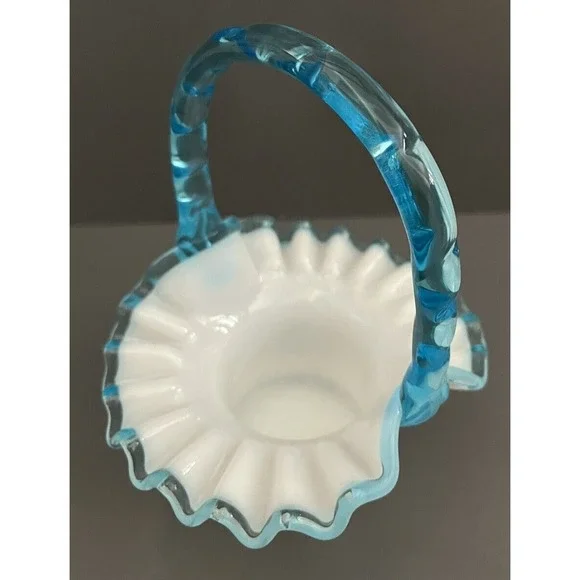 Fenton Basket Aqua Blue Crest Milk Glass‎ Ruffle Edge Bamboo Handle Top Hat VTG - Picture 4 of 13